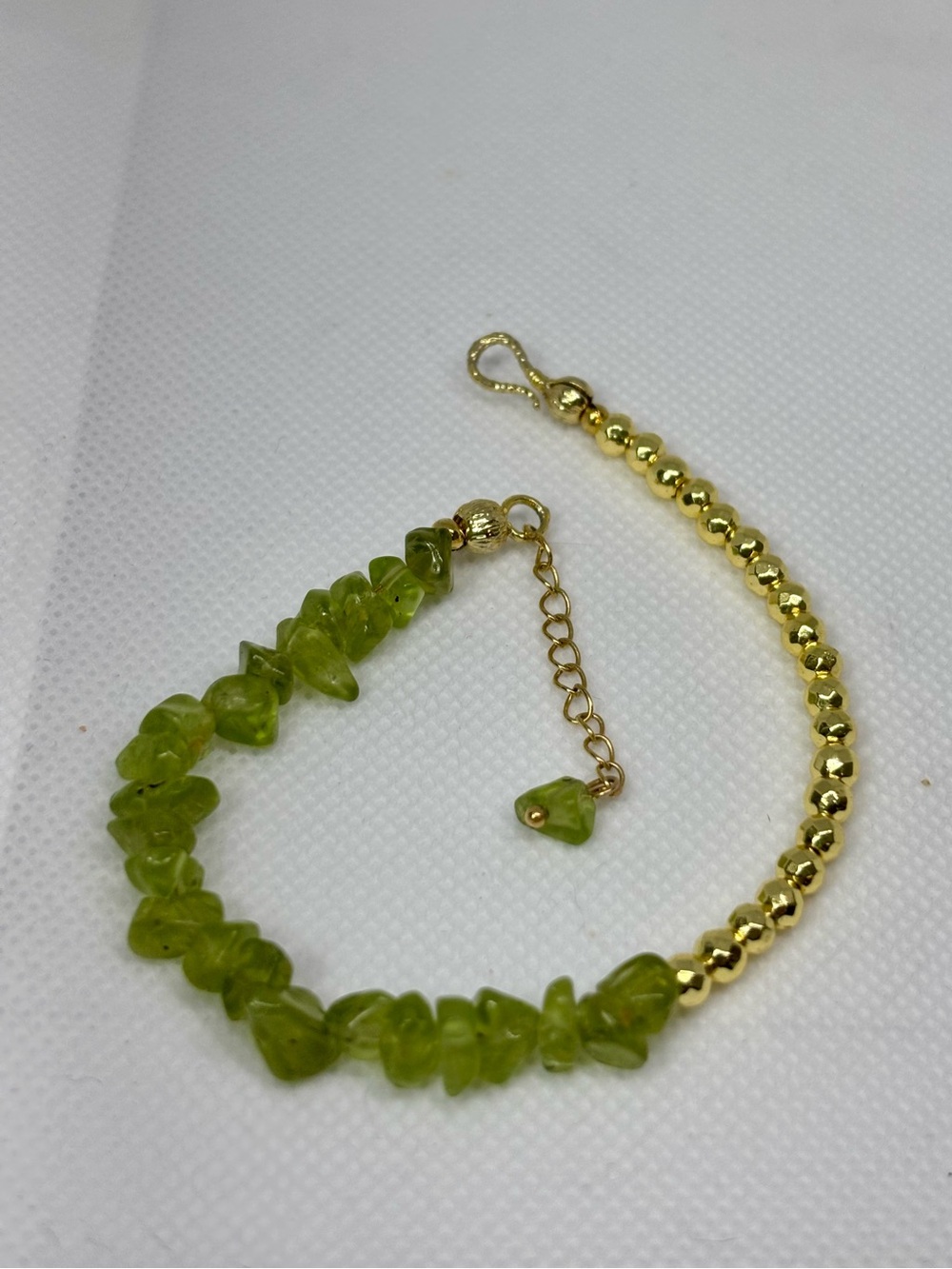 Peridot Green Chip Bracelet, gold tone